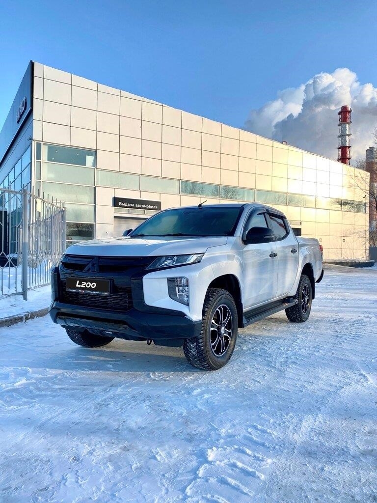 Никко Mitsubishi в Тюмени Одесская улица, 1Г