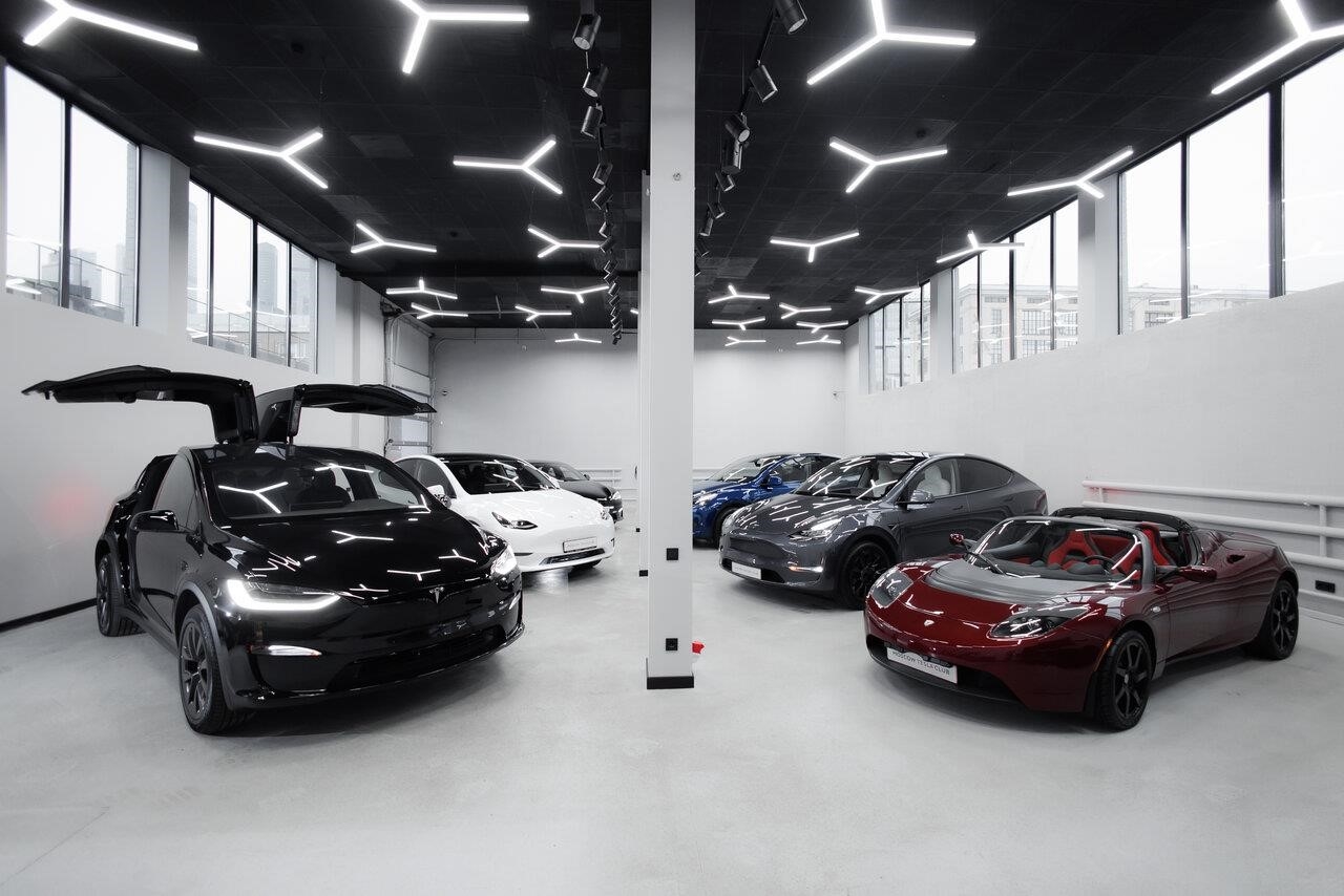 Moscow Tesla Club в Москве Кутузовский проспект, 36, стр. 28