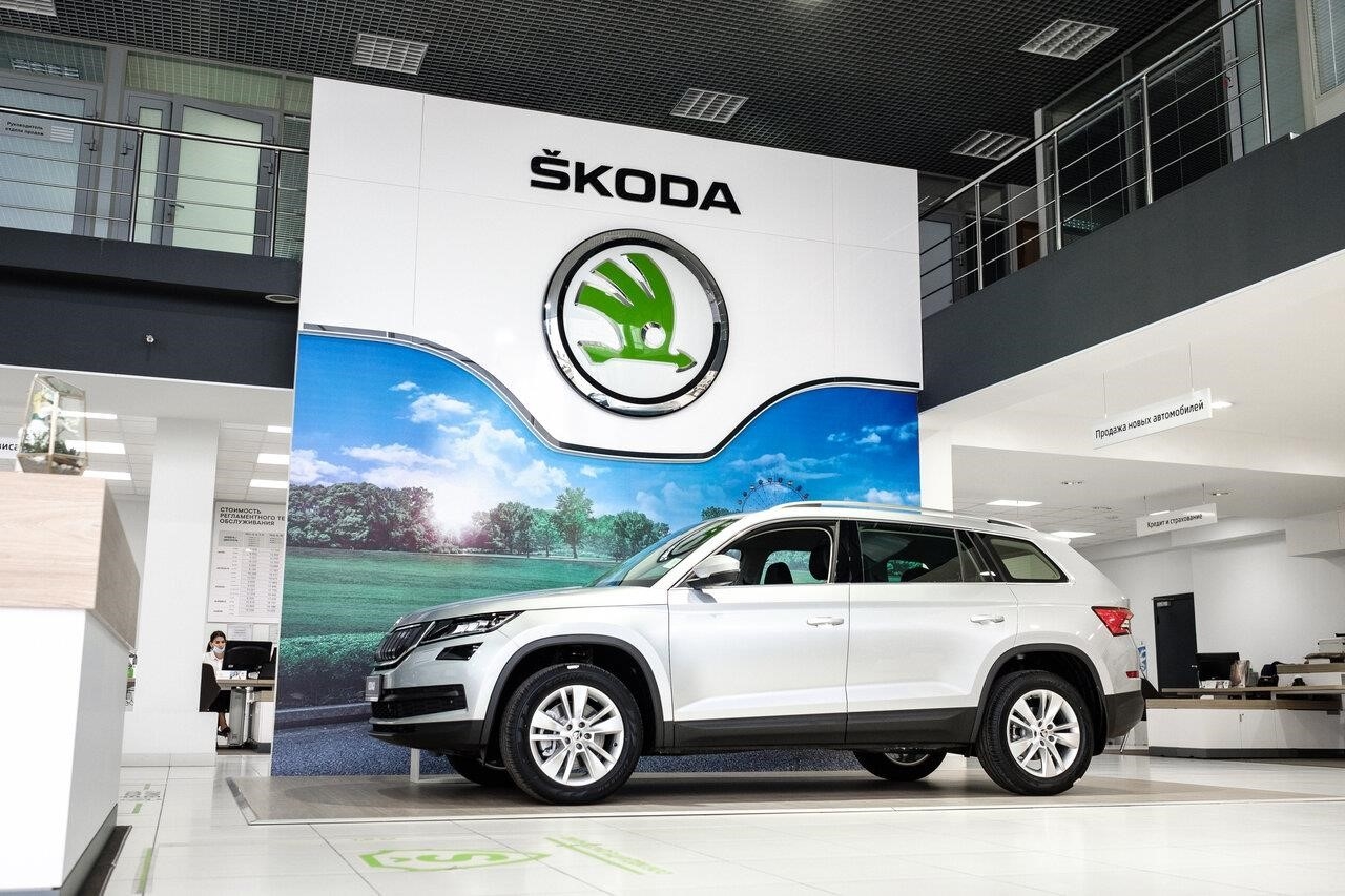 Skoda, Феникс-Авто в Омске улица Суворова, 93, этаж 1