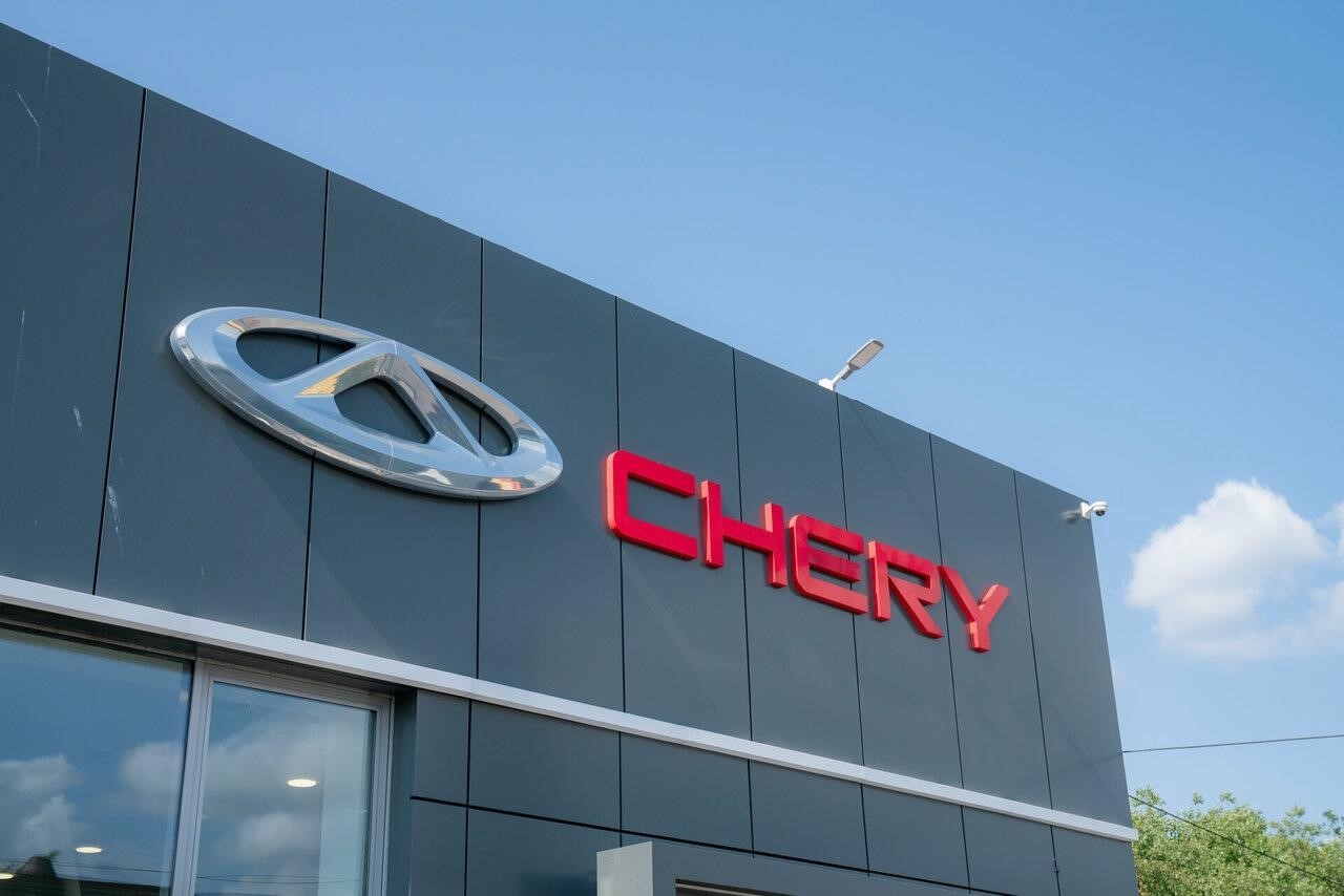 Chery центр РРТ Север в Мурманске улица Марата, 1Б