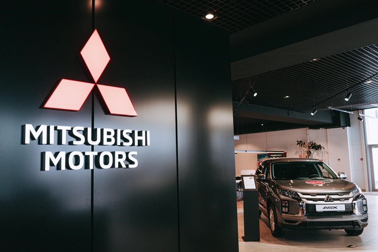 Дилерский центр Mitsubishi КорсГрупп Калуга в Калуге Зерновая улица, 19А, эт. 1