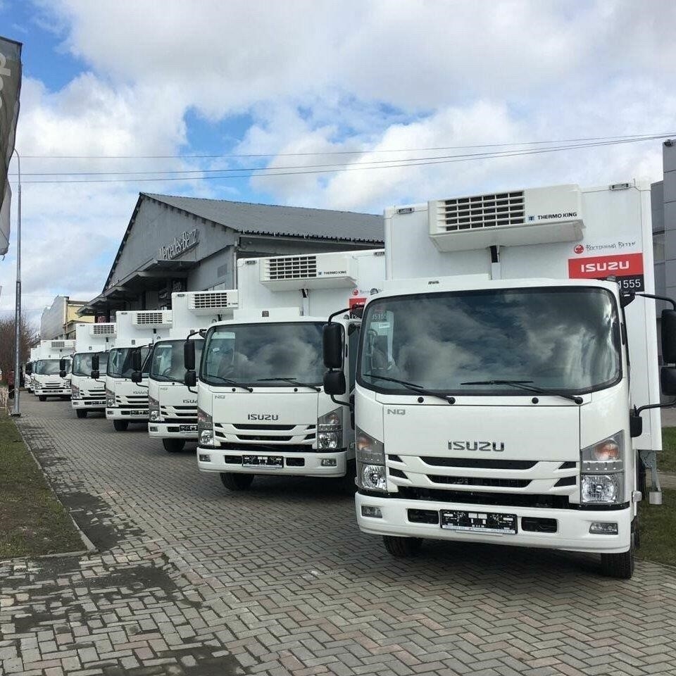 Isuzu центр в Екатеринбурге Карьерная улица, 17